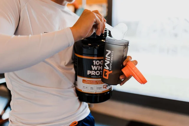 QWIN en Rugby Nederland bundelen de krachten 💪🏉

Rugby Nederland is trots om @qwin.nl te verwelkomen als officiële supplementenpartner. Rugby vraagt het uiterste van je lichaam. Kracht, snelheid en uithoudingsvermogen zijn essentieel om op het hoogste niveau te presteren. Daarom kiest Rugby Nederland voor een partner die onze spelers de beste ondersteuning biedt in de gehele pathway. 

Lees het hele persbericht:
👉www.rugby.nl

#OranjeDamesXV #OranjeHerenxv #RugbyNederland #QWIN #nutrisense #powerbar #partnership

📷 : ©️Susanne Ottenheym
